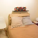 Cosy Apartment In Sentier